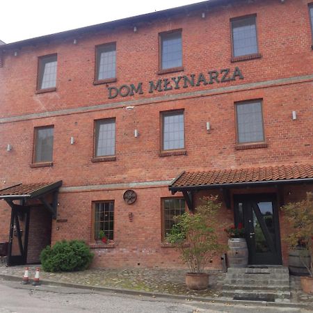 Hotel Dom Mlynarza Zukczyn Exterior foto
